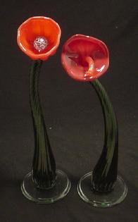 Approximately 18", with a green stem and colored cups applied with center of millifiore.